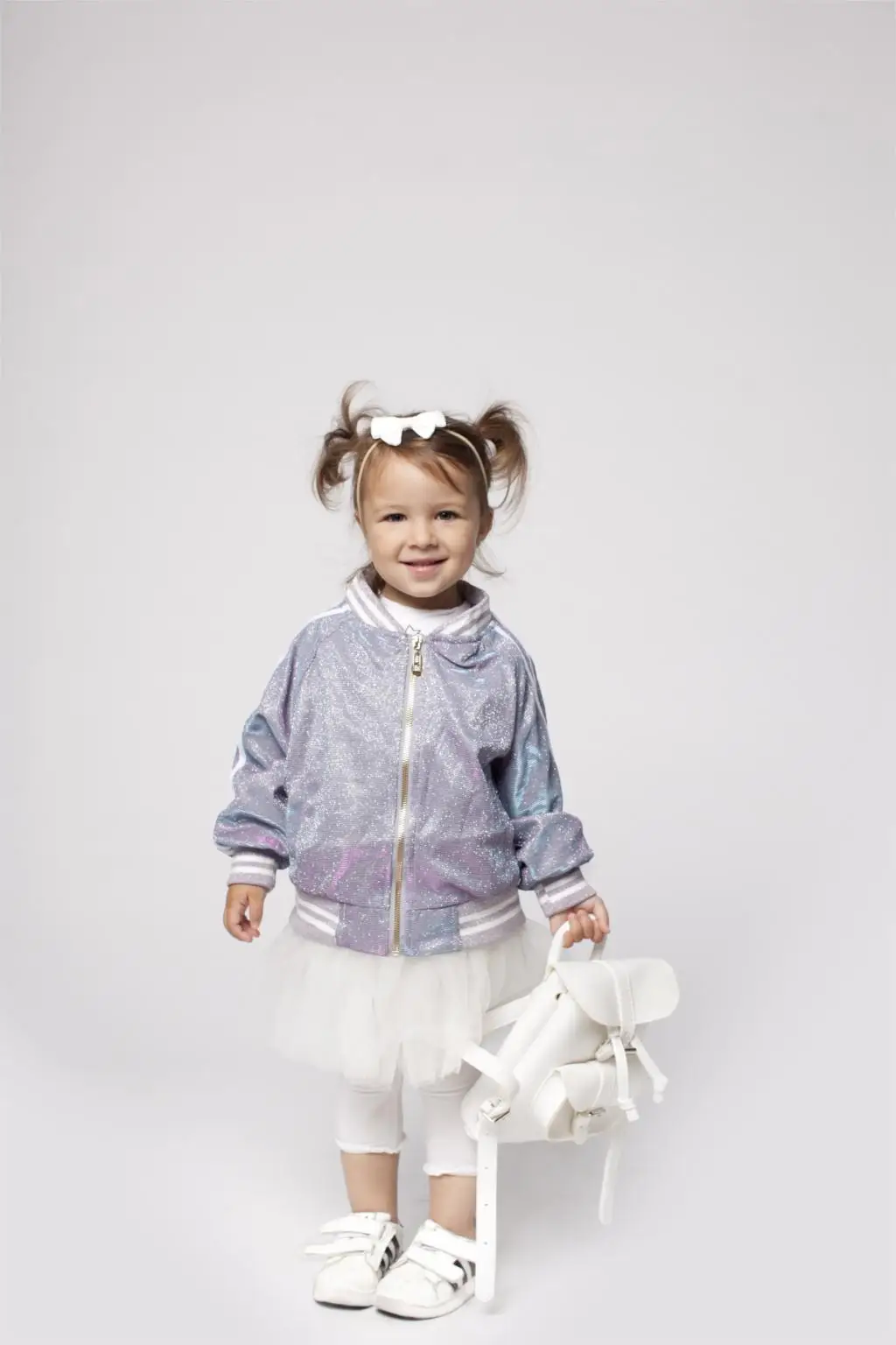 BB002 эксклюзивная куртка с блестками цвета металлик для девочек 3-7 лет; Цвет серебристый, золотистый