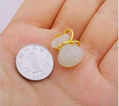 

24K Yellow Gold Hetian Pendant / Craved Lucky Bag Pendant / Total:3.5g