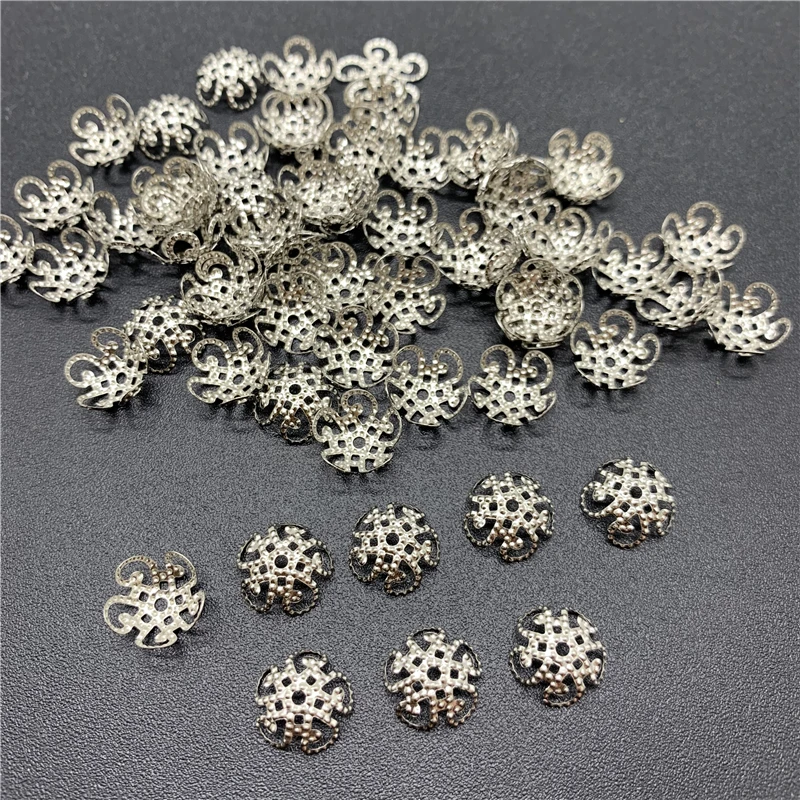 100pcs 10x10 мм Ювелирные изделия из сплава бусины Кепки Древний серебряный талисманы цветок Форма подвески для самостоятельного изготовления ювелирных изделий Аксессуары