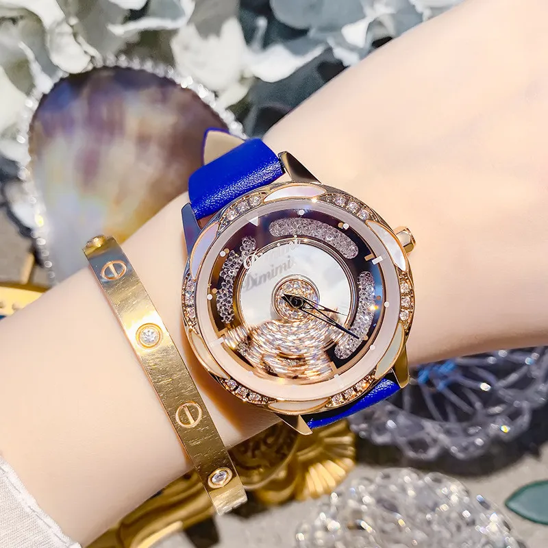 Часы женские Кварцевые водонепроницаемые с вращающимся циферблатом и кожаным