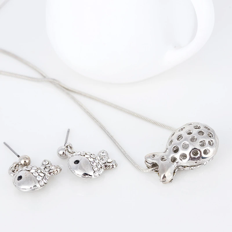 Fashion Colgante Oso Long Necklace Fish Sweater Necklaces Rhinestones for Women Birthday Gift T1319 | Украшения и аксессуары