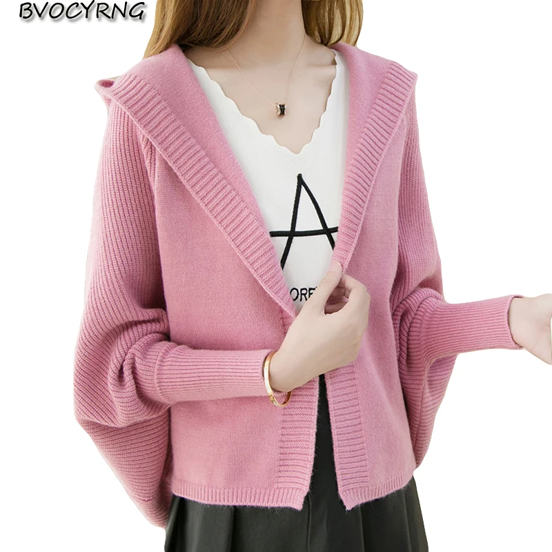 Женская короткая трикотажная куртка с капюшоном и рукавом летучая мышь |