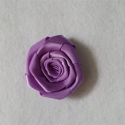 50 шт. Ассорти 5.5 см атласные розы DIY Petite атласная проката розетки ленты Ткань цветы 17 Цвета U выбрать - Цвет: 3