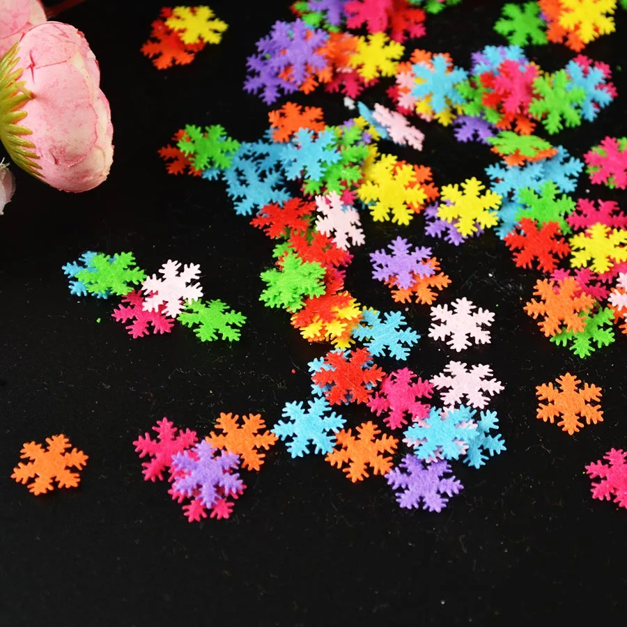 Белые снежинки пушистые конфетти в форме снежинок зимние свадебные снежные