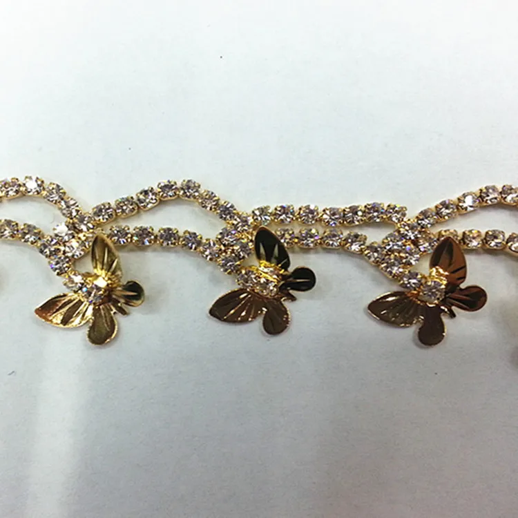 

Free Shipping 2 yards Crystal Rhinestone Trim, Rhinestone Applique, Wedding Applique,Rhinestone Chain RMEI001