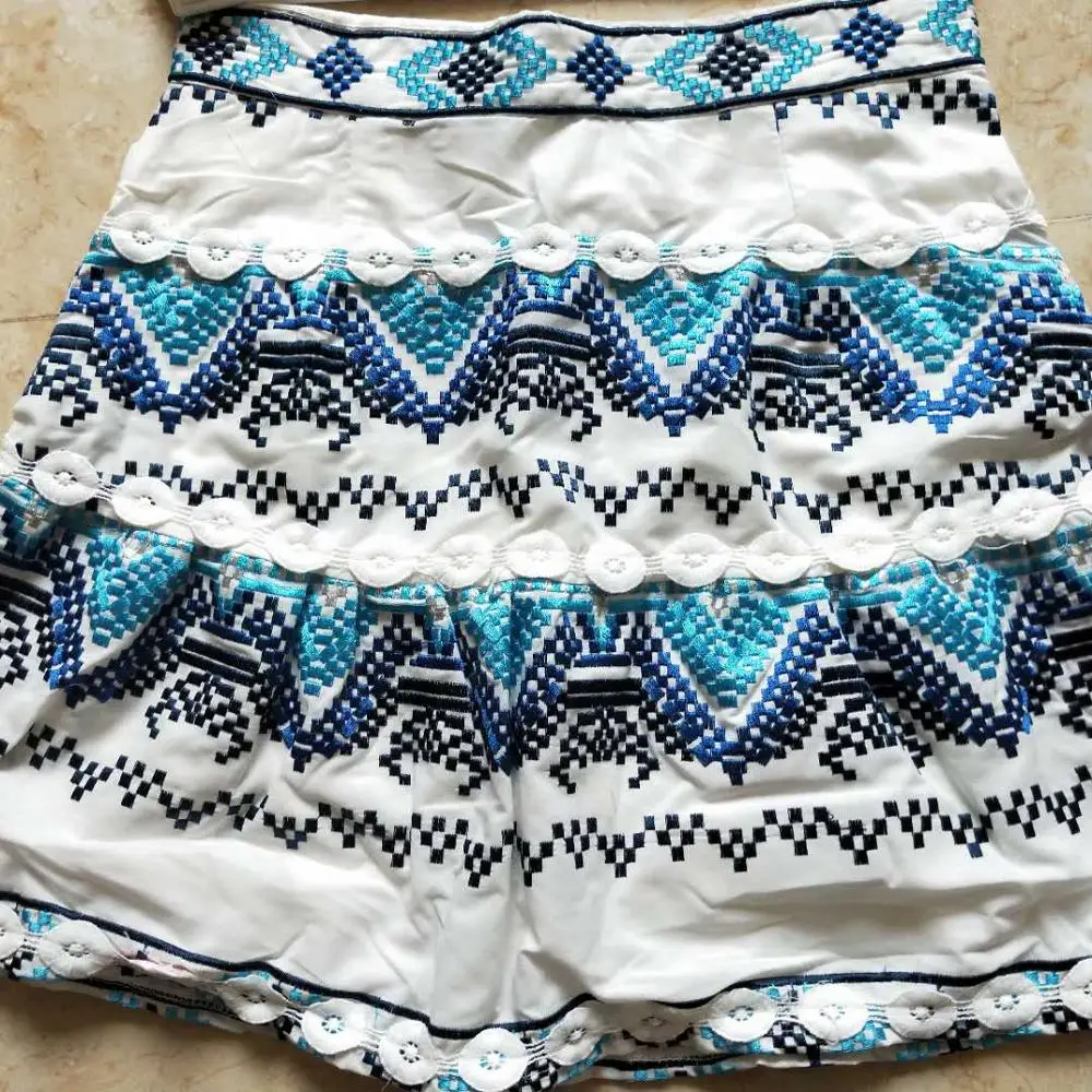 2019 модные комплекты из двух предметов с вышивкой топ на бретелях и юбки высокой