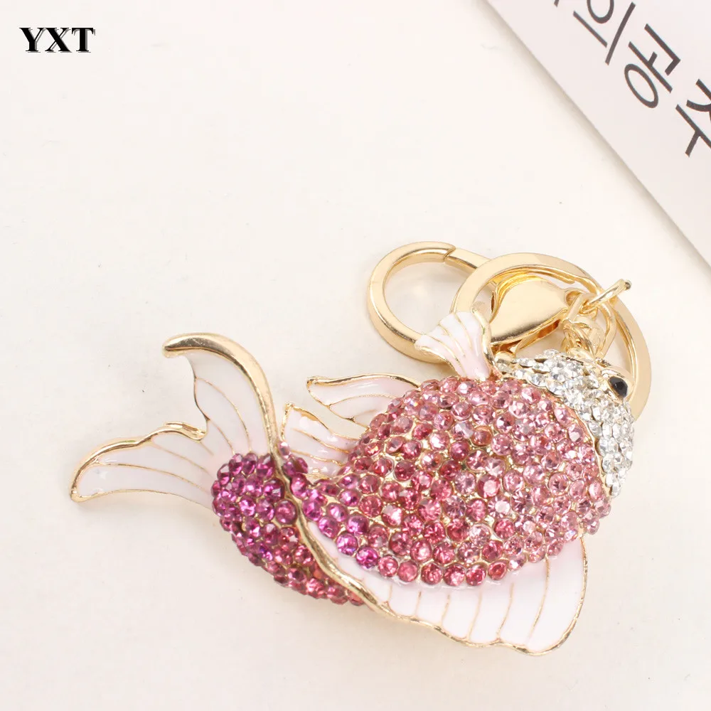 Брелок для ключей в виде карпа и рыбы креативный милый брелок стразы женский