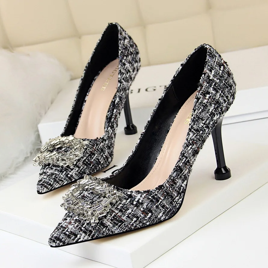 Женские туфли лодочки Новинка 2019 года женская обувь на высоком каблуке модные с