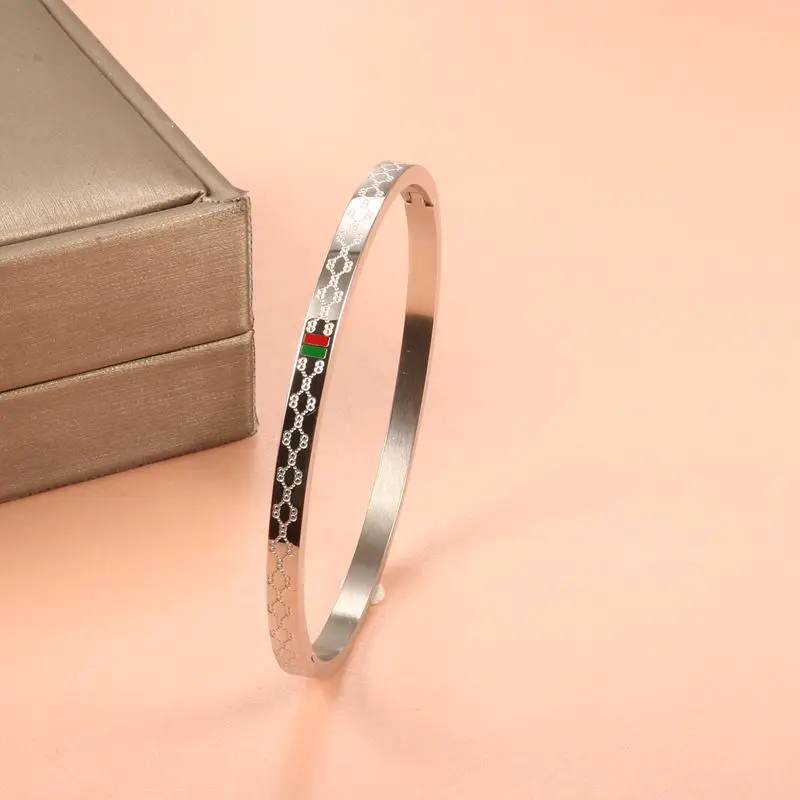 Silver Color Men Women Casual Wedding Party Fashion Bangles Luxury Stainless Seel ClassicCharm Bangles Jewelry Gift