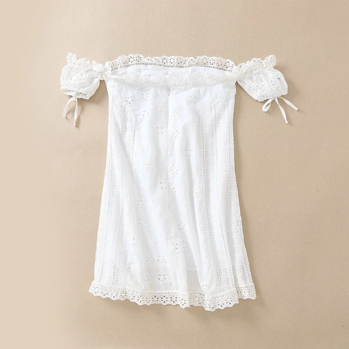 Винтажное кружевное платье с вышивкой белое элегантное мини-платье открытыми