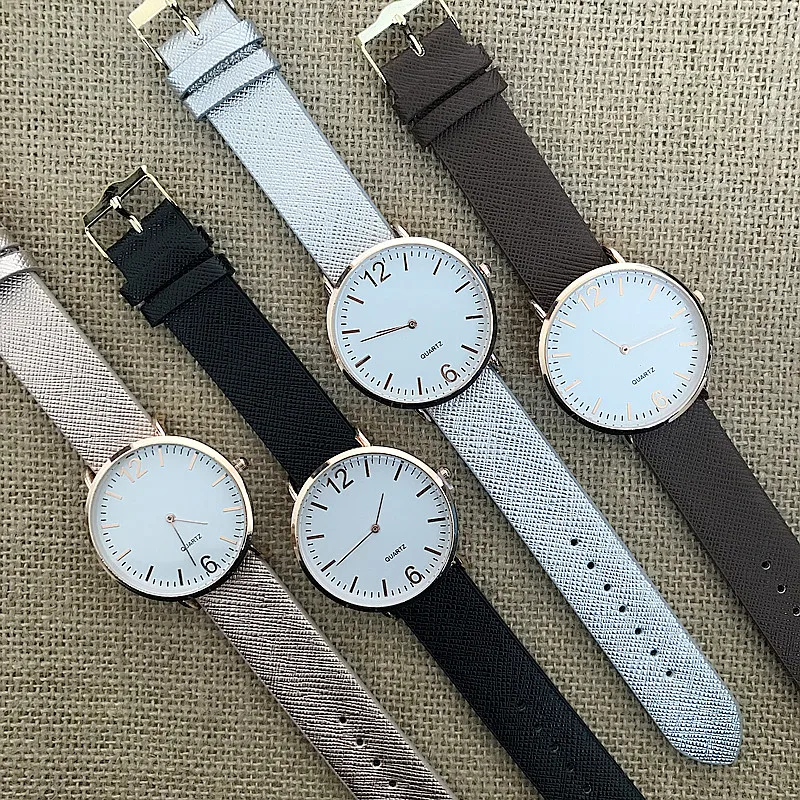 Новинка 2017 модные женские кварцевые часы с ультратонким циферблатом и кожаным