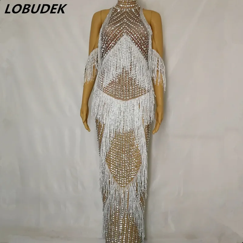 Блестящее сексуальное длинное платье стразы с открытыми плечами и кисточками