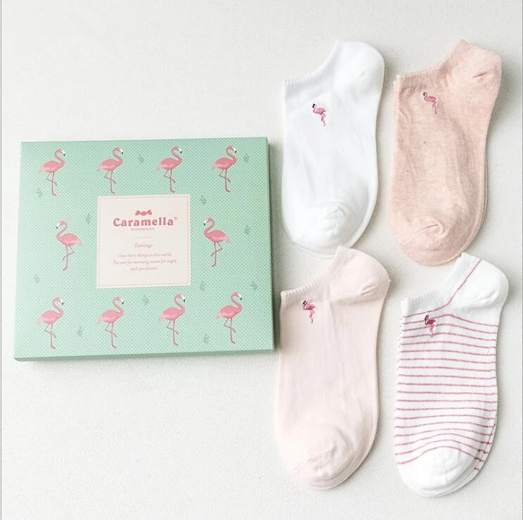 

Chic Women's Flamingo Socks Casual 4 pairs/lot Gift Box Embroidery Low Cut Ankle Socks Cute Girl Ladies Cartoon Bird Sox Hosen