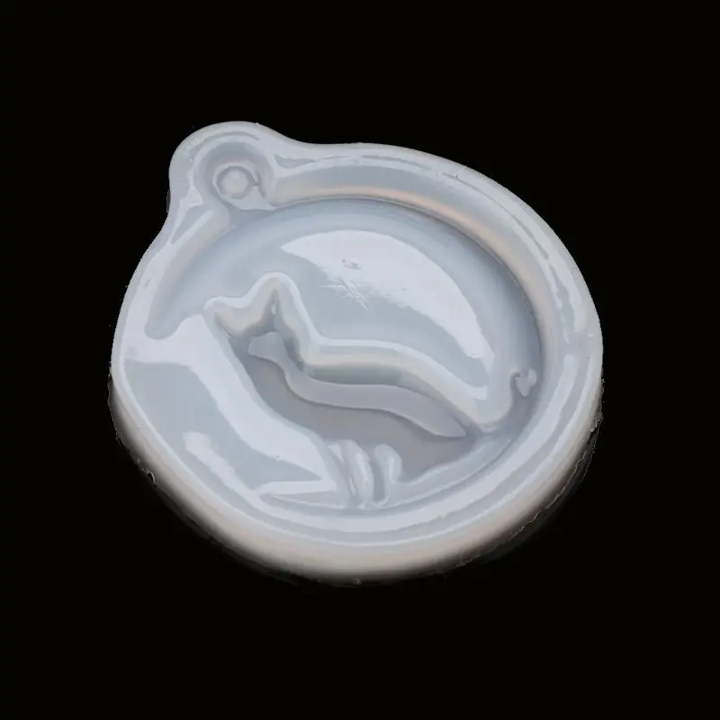 Cat сидеть на подвеска в виде Луны с украшением кристаллов весы силиконовые формы