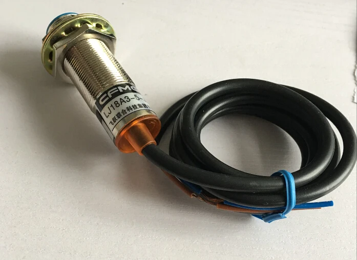 

M18 proximity switch sensor LJ18A3-5-J/EZ AC90-250V 2 wires NO 5mm distance