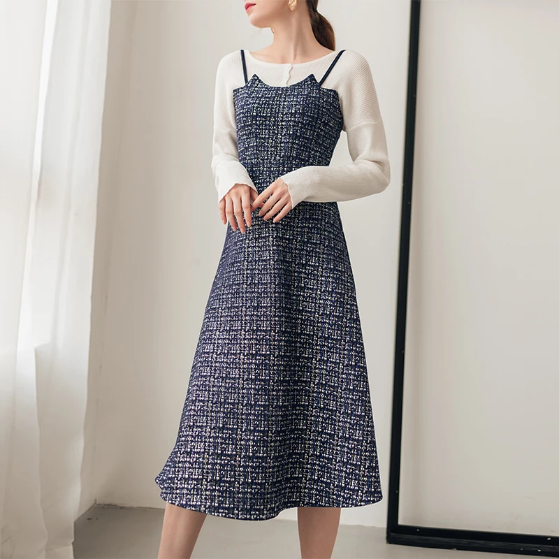 Платье Onlyplus зимнее без бретелек на тонких бретельках а-силуэта модное тонкое