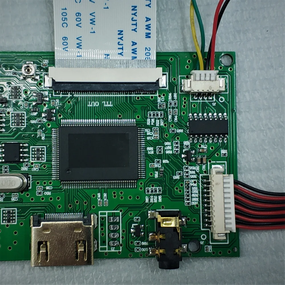Бесплатная доставка 7 дюймов HDMI ЖК дисплей монитор 1024*600 на тонкопленочных