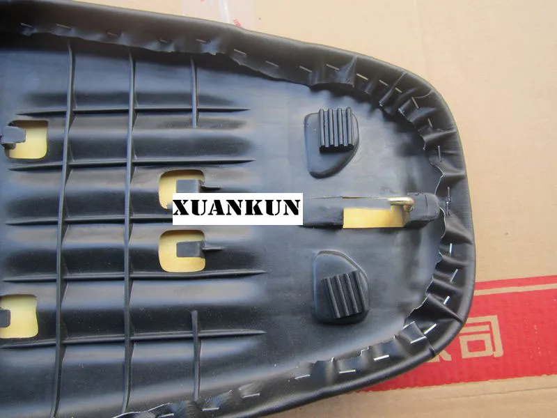 Сборка сидений XUANKUN QJ110-18C 110 110-18 |