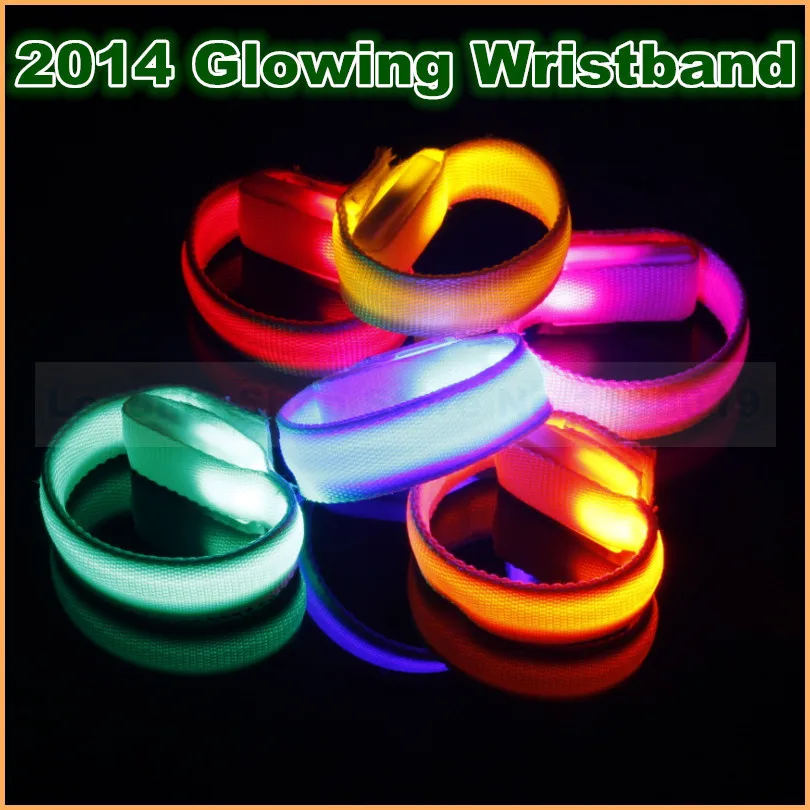 

Новинка Светодиодная лампа светящийся мигающий браслет для дискотеки вечеринки бара Хэллоуина Рождества многоцветный
