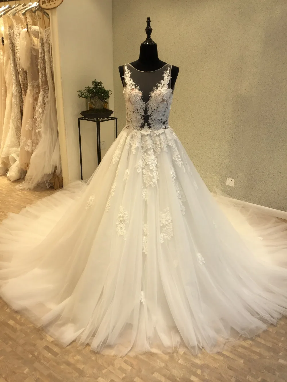 Vestido de casamento новое длинное свадебное платье 2018 без рукавов с длинным шлейфом