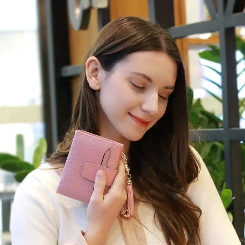 

1pcs Custom logo wedding favor and gift bridesmaid gift romantic birthday gifts for girlfriend pink Personalized leather wallet