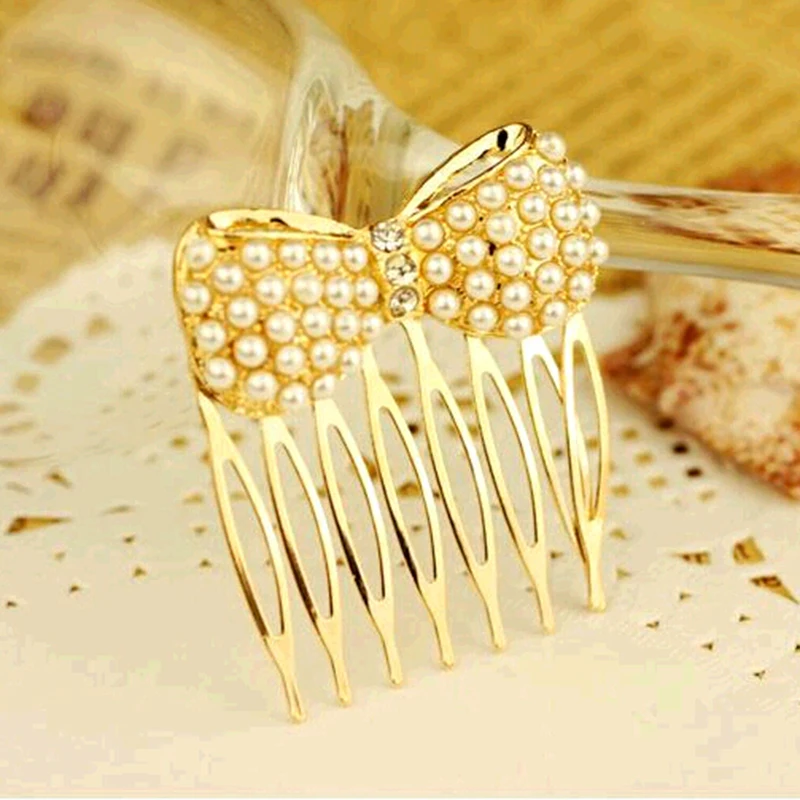 

Small Simulated Pearl Beads Bow Hollow Golden Metallic Hair Comb Fashion Headwear Women