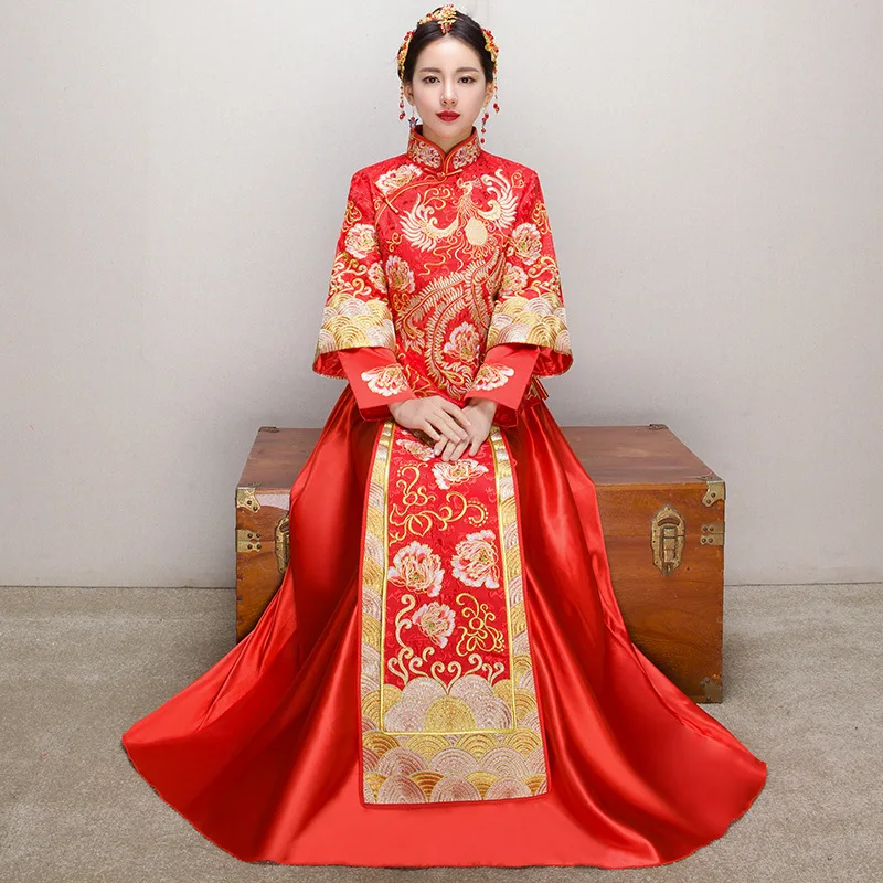 

Винтажное торжественное платье в китайском стиле, Королевский Свадебный костюм чонсам, красный костюм для невесты, костюм Тан, вышивка Фени...