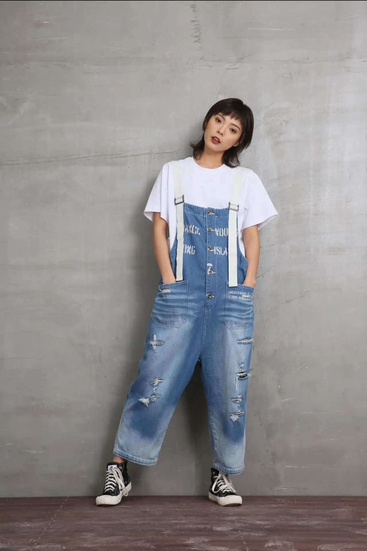 Fashion Vintage Letter Blue Bib Pants Woman Summer 2019 New Japanese Style Large Size Make Old Casual Jeans XL-01 | Женская одежда
