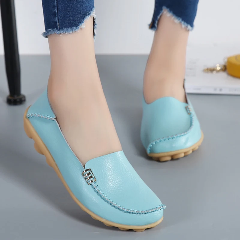 Женская обувь на плоской подошве модная однотонная женская повседневная лоферы