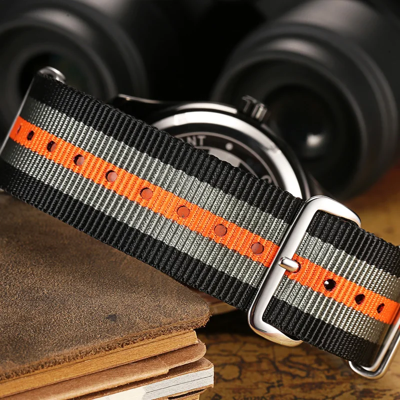 Часы мужские кварцевые в стиле милитари с календарем и нейлоновым ремешком|watch