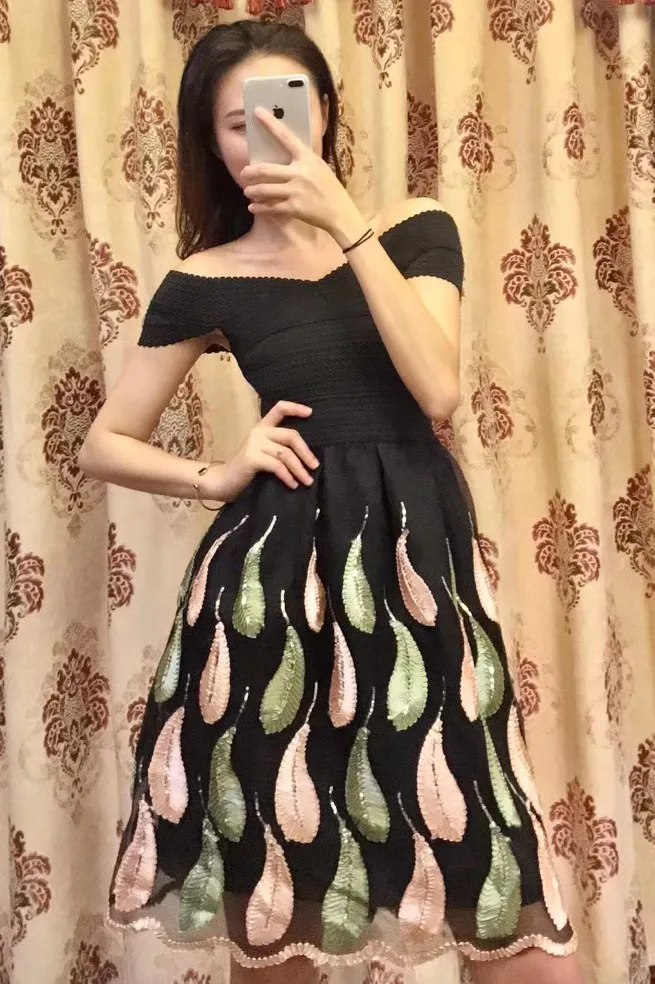 Сексуальное женское Бандажное платье для молодых девушек,, облегающее платье, летнее платье знаменитостей с вышивкой из перьев, вечерние мини-платья из органзы - Цвет: Черный