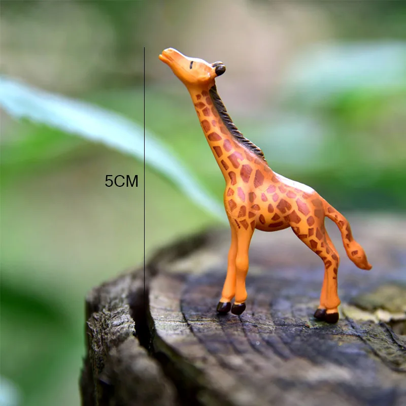 1 предмет лидер продаж милый маленький олень фигурки жирафа Статуи Фея газон