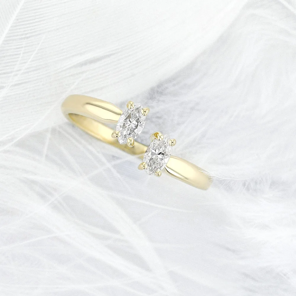 Обручальное кольцо Marquis Cut Moissanite 0 66ctw 3x5 мм 14 к однотонное желтое золото 2 камня