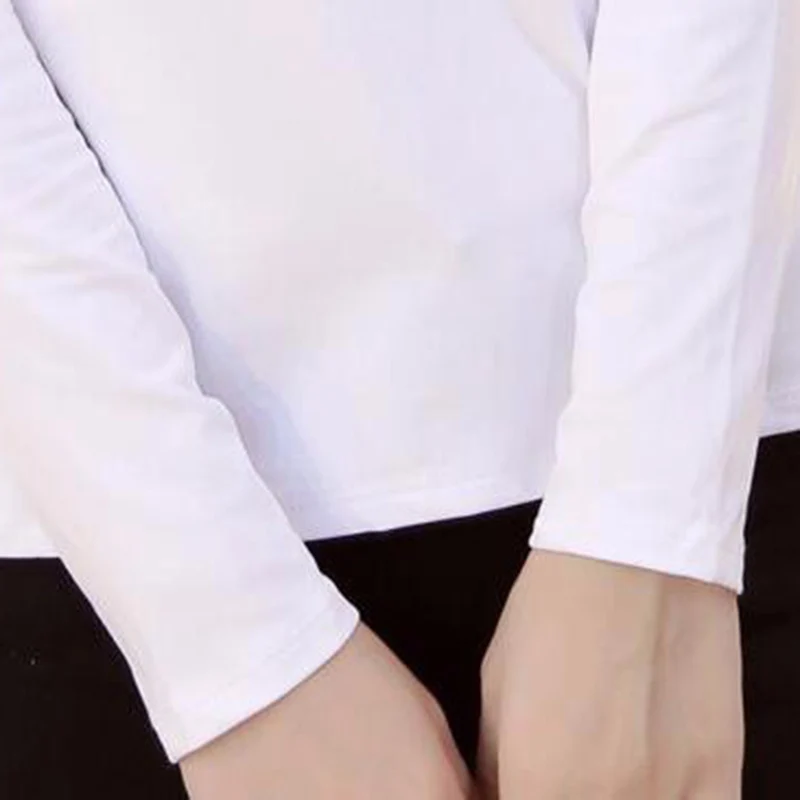 Рубашка женская с длинным рукавом однотонная треугольным вырезом на весну и