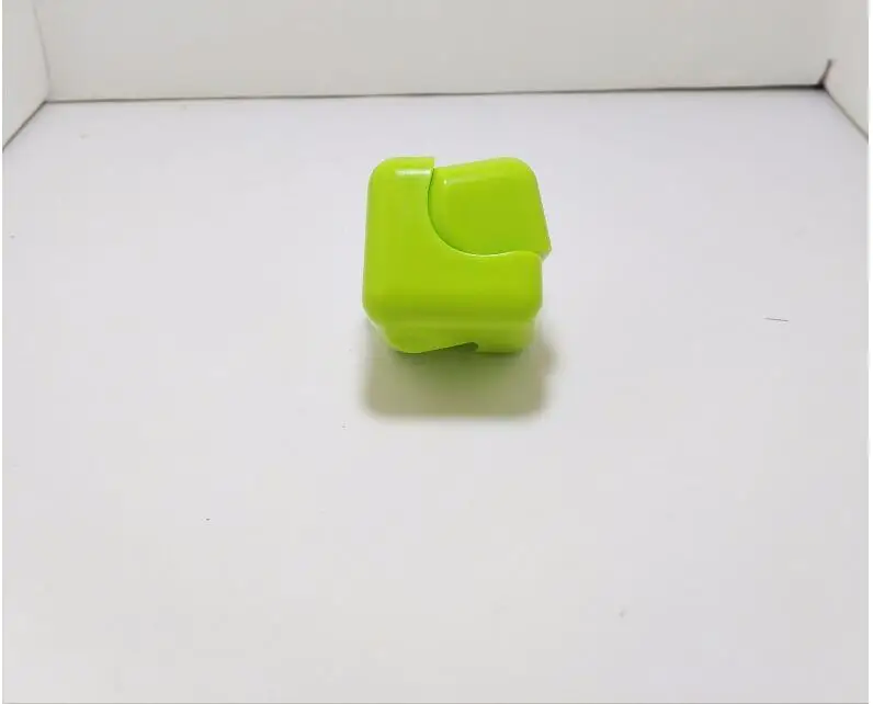Внутри 360finger rotator кубический пластиковый гироскоп новейшее рельефное давление