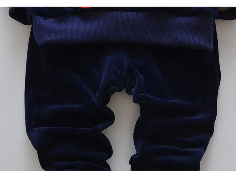 

Fashion Clothing Set For Girl Child Clothe full Sleeve Pants kids Coat Plus Velvet Wear Clothing Set Sportswear Children Clothes