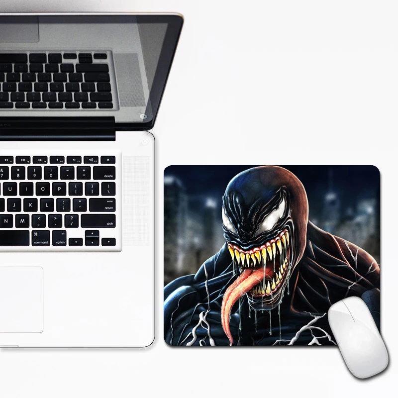 Игровой коврик для мыши Venom 30x25 см скоростной геймеров нескользящий запирающийся