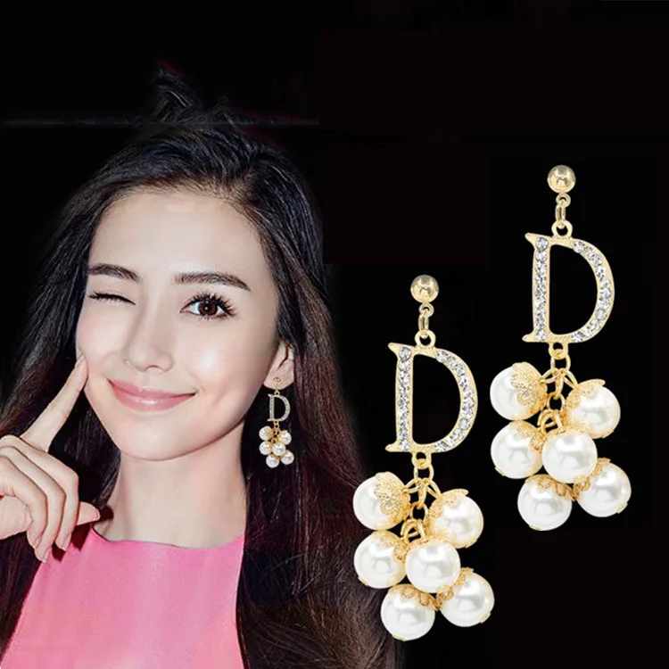 Полный горный хрусталь жемчужная цепь кисточкой письмо D длинные висячие серьги