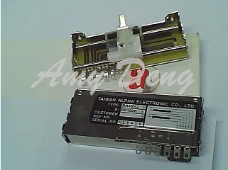 

Taiwan 7.5 slide potentiometer RA45K2 dual link B100K*2 shaft length 15MM