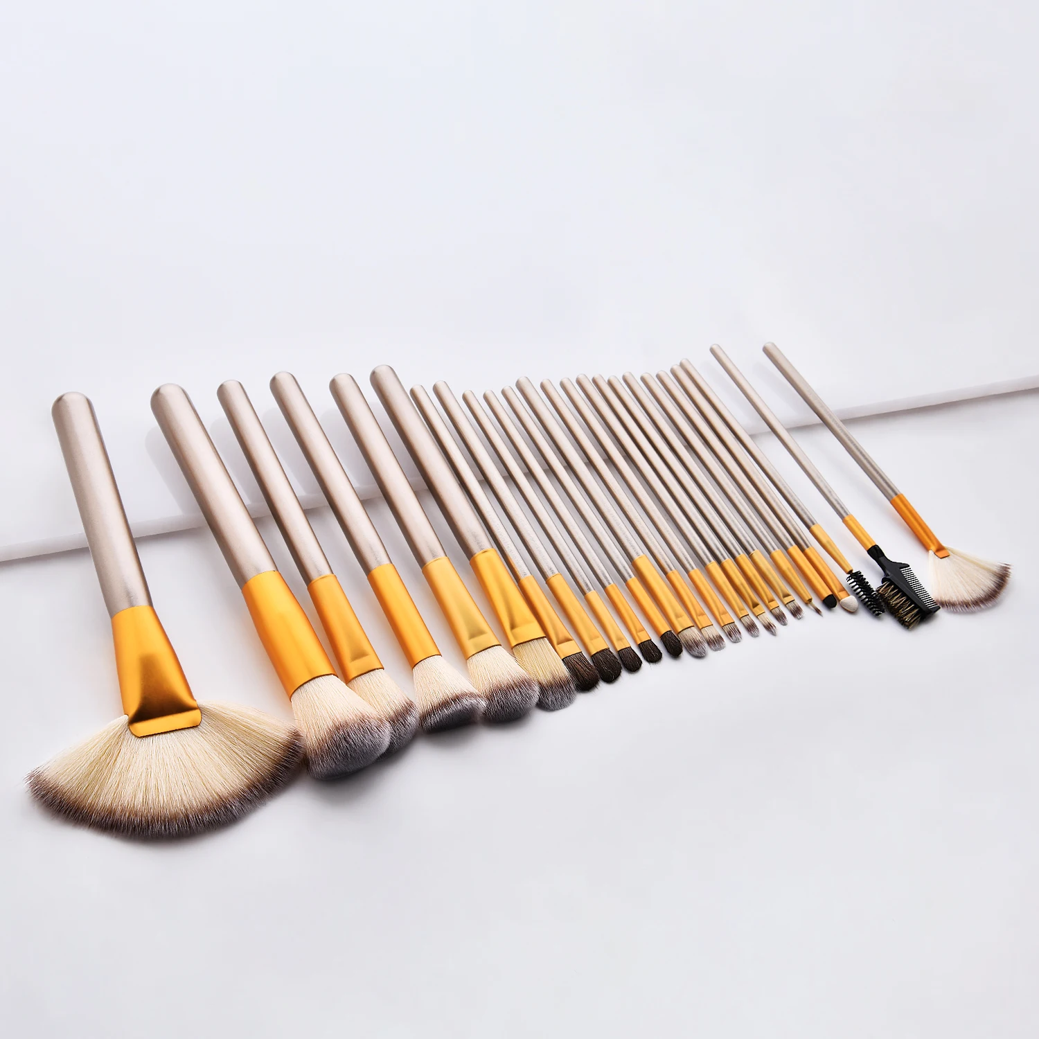 BBL 12/18/24pcs Premium Champagne Makeup Brushes Set + Bag Foundation Blending Blush Concealer Eyeshadow Elegant Cosmetic Tools | Красота и