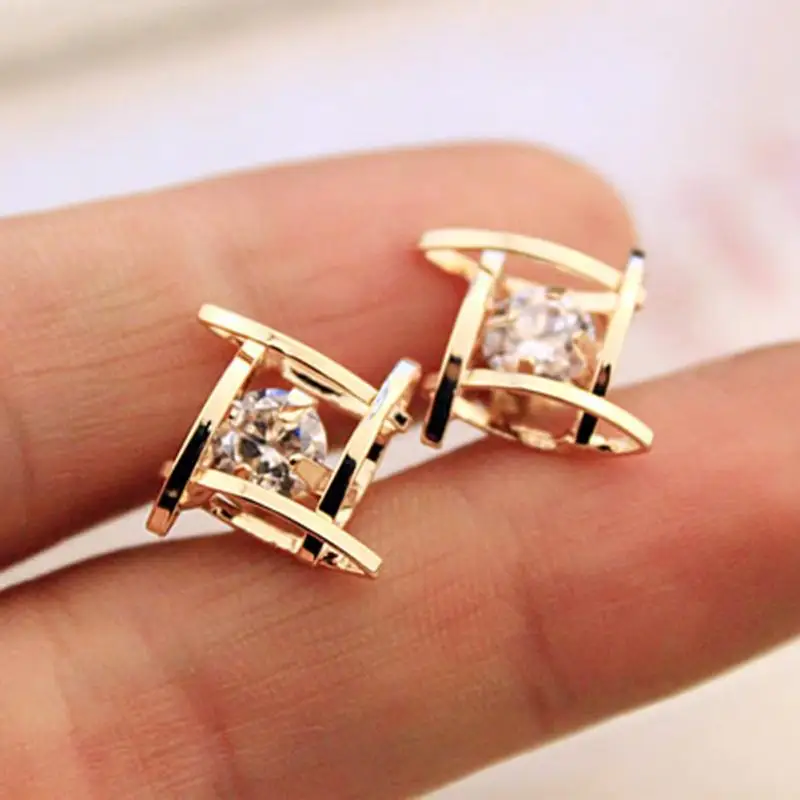 Новые Элегантные Очаровательные черные квадратные серьги гвоздики со стразами