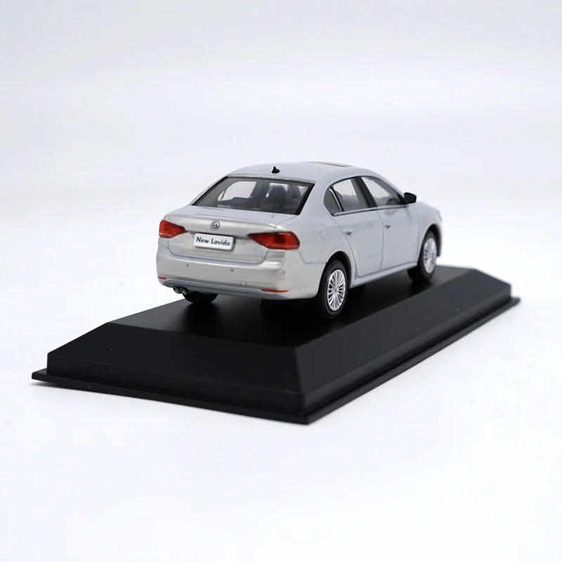 Коллекция коллекционных моделей автомобилей новинка 1/43 Volkswagen Lavida 2015 серебристые