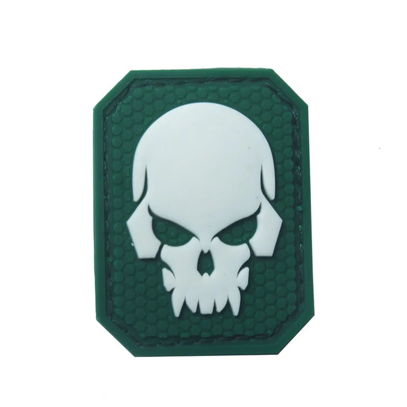 Светится в темноте Череп боевой дух Высококачественная нашивка ПВХ череп