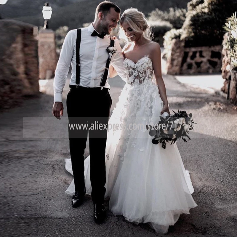 Платье Свадебное ТРАПЕЦИЕВИДНОЕ из тюля с жемчужинами и открытой