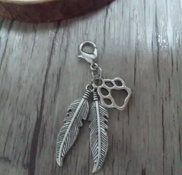 50P модные очаровательные ожерелья с застежкой лобстером перо и собачья лапа