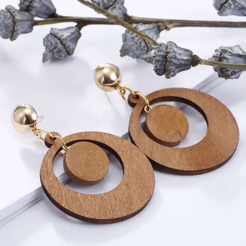 Женские серьги из натуральной кожи Крупные круглые гвоздики|Серьги-гвоздики| |