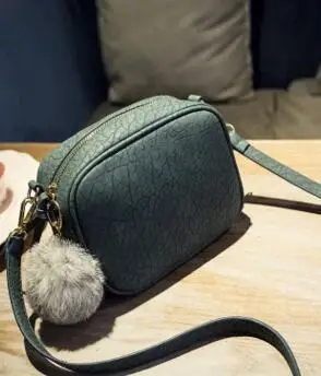 2017 осенняя и зимняя новая модная матовая маленькая квадратная сумка с шариками