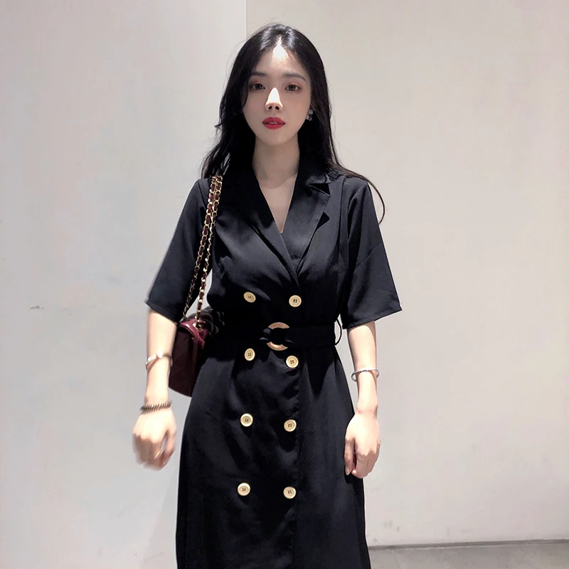 Женское летнее тонкое двубортное платье черное с высокой талией воротником