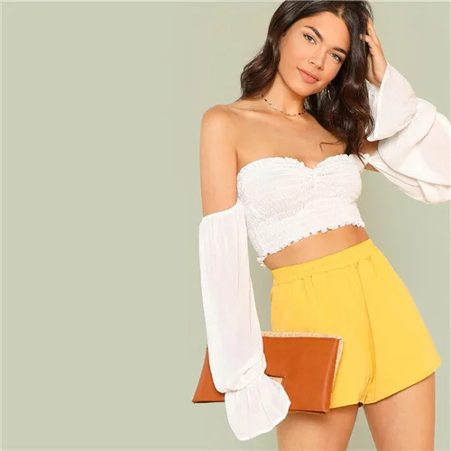 Белый COLROVIE, белый топ с воланом, рукавом, гофрированный, Bardot, Boho, короткий топ, женская одежда, лето, с открытыми плечами, для отдыха, женские футболки - Цвет: Белый