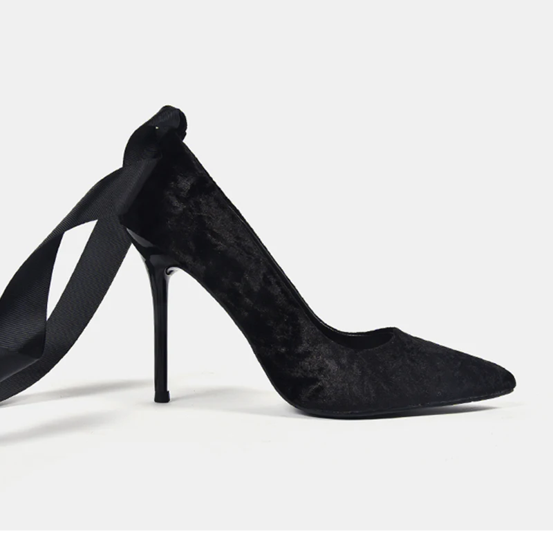 Женские бархатные туфли лодочки на шнуровке с острым носком модные офисные